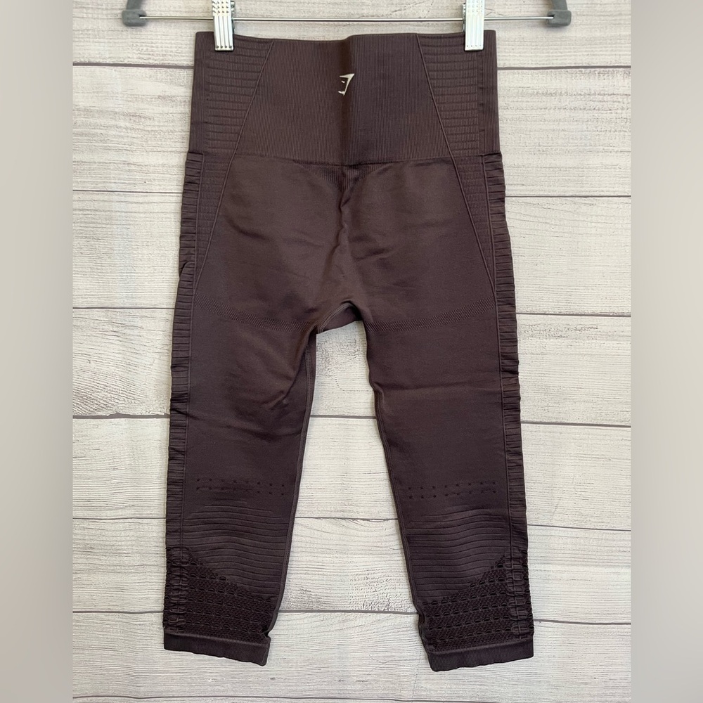 Gymshark | Women's Cropped Leggings Charcoal - Picture 4 of 8